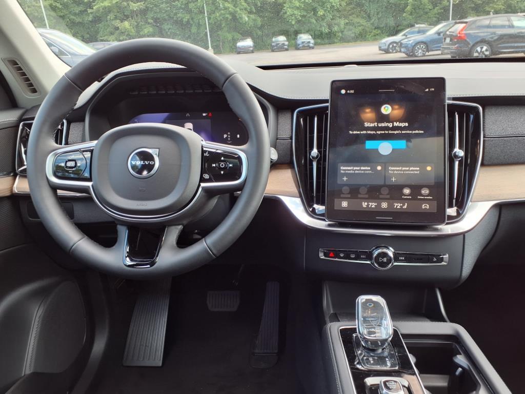 2026 Volvo XC90 Plus - Photo 11