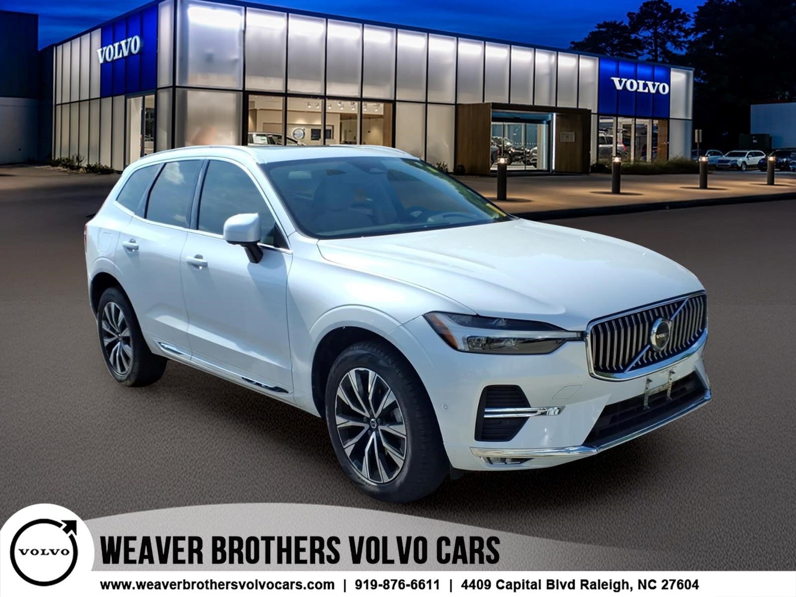 2023 Volvo XC60 B5 Plus Bright Theme AWD's photo