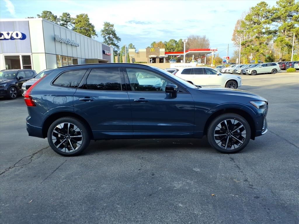 New 2026 Volvo XC60 B5 Plus SUV