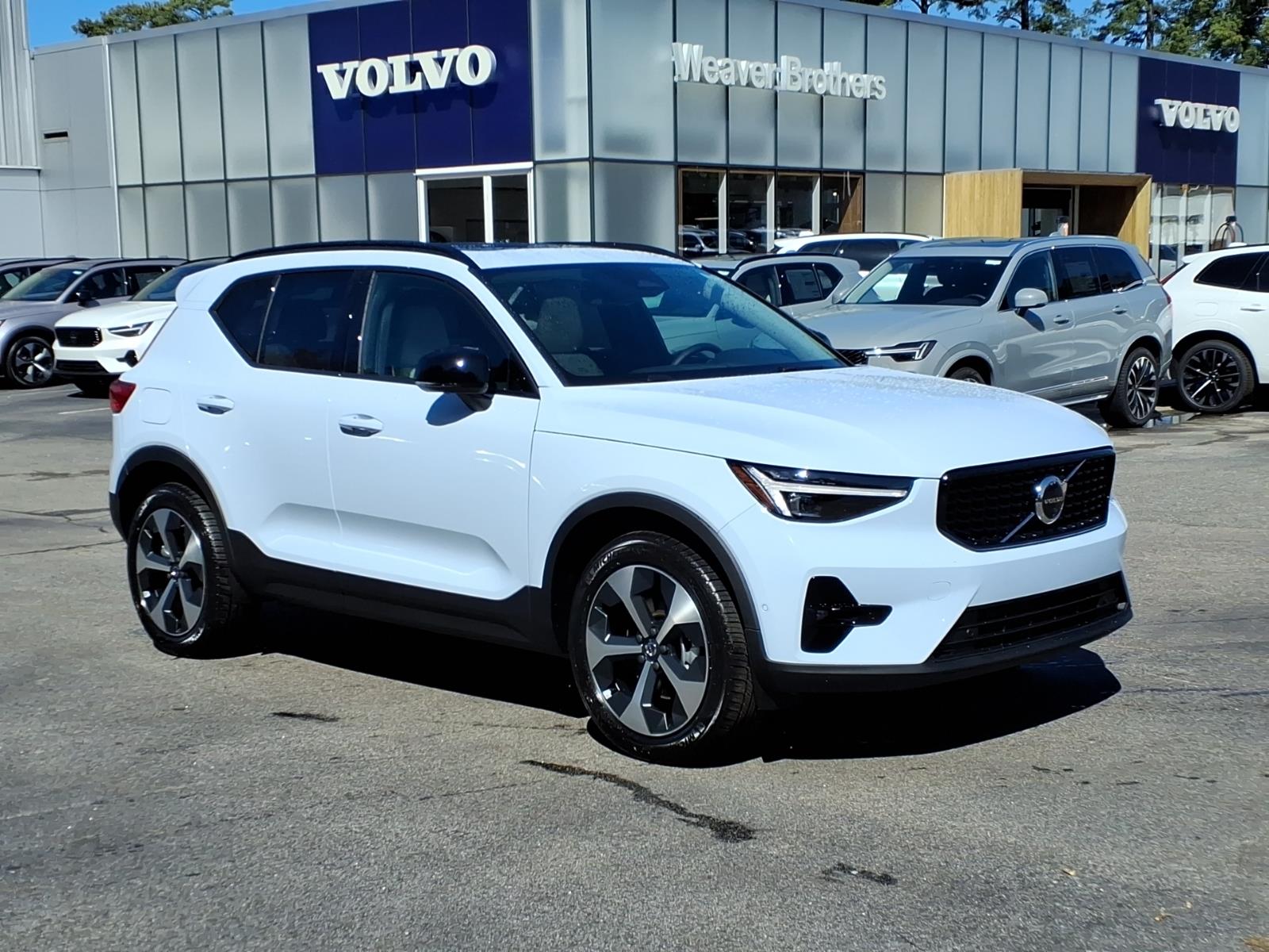 2026 Volvo XC40