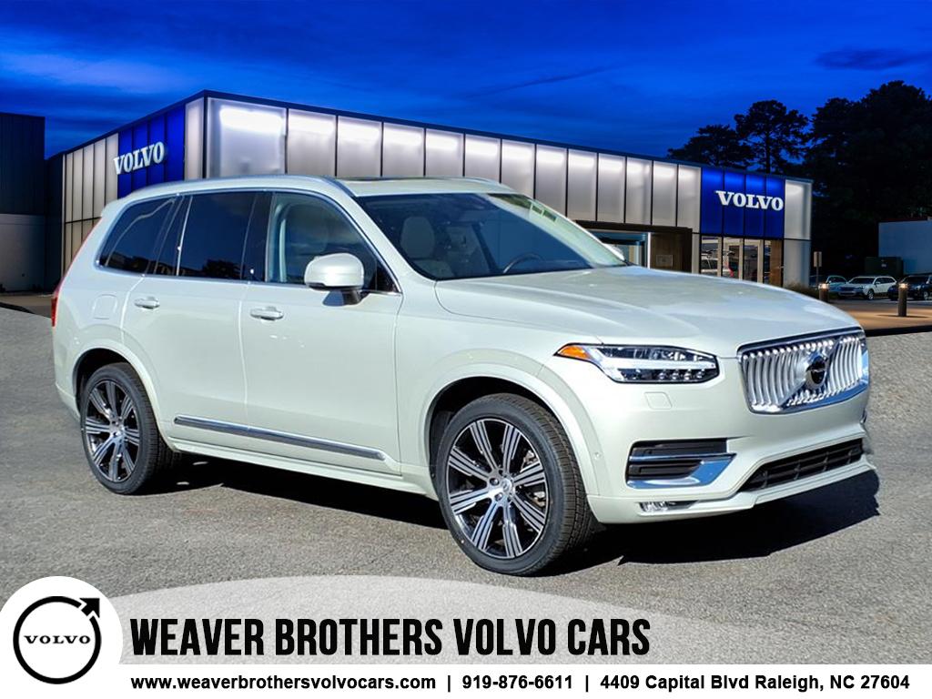 2022 Volvo XC90 Inscription's photo