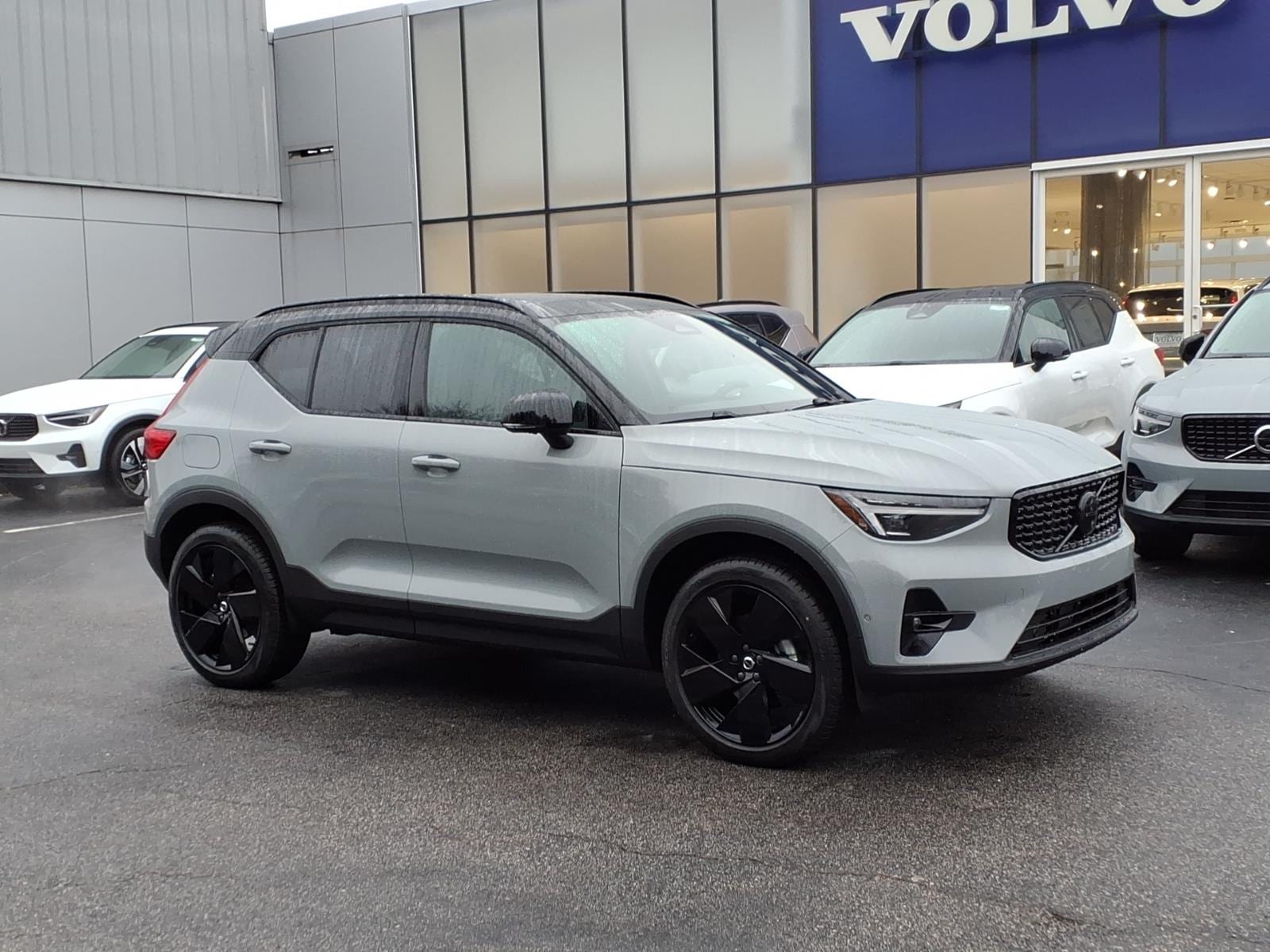 2026 Volvo XC40