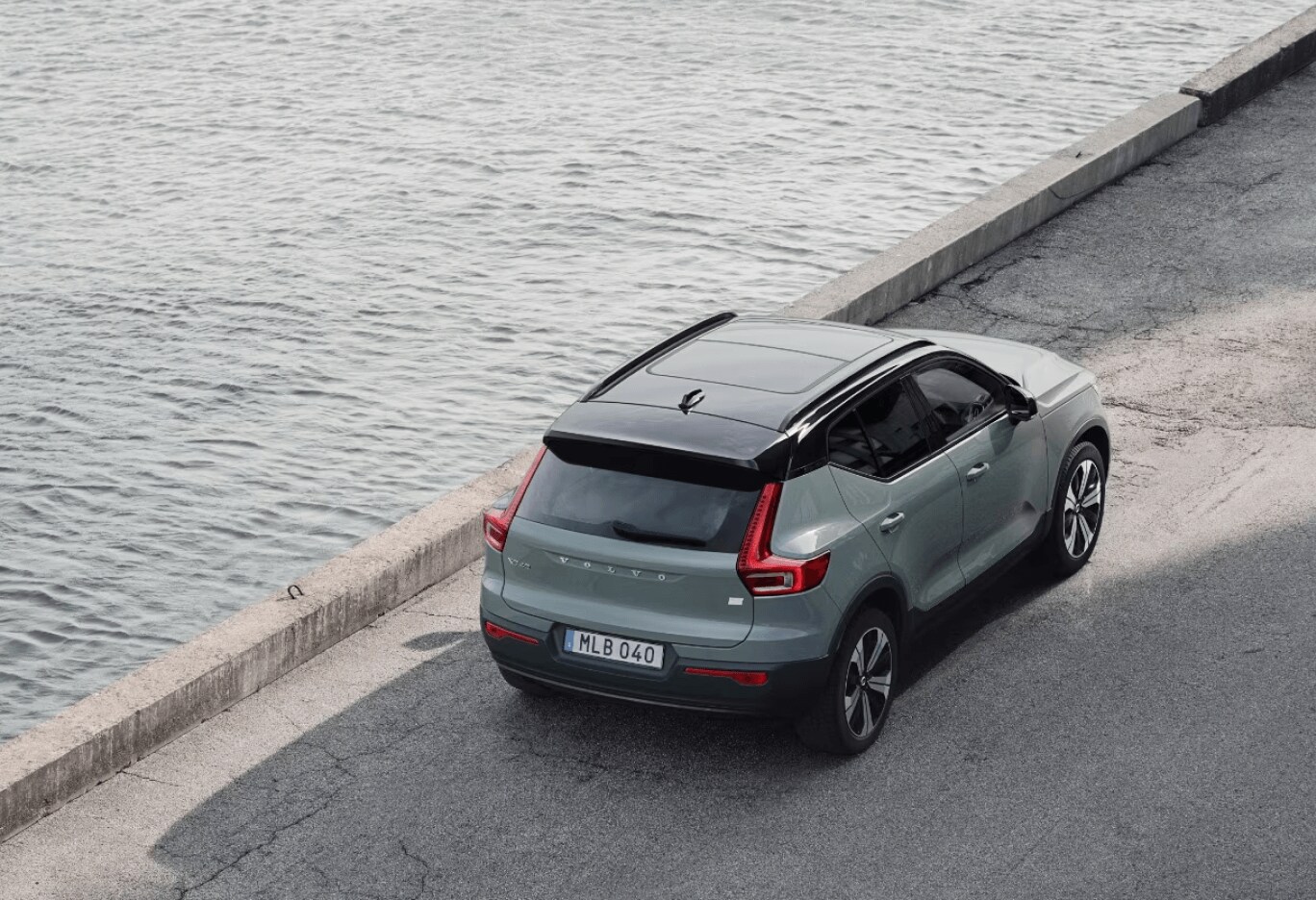 Tesla Model Y Vs. Volvo XC40 Recharge: Pricing, Specs, Interior