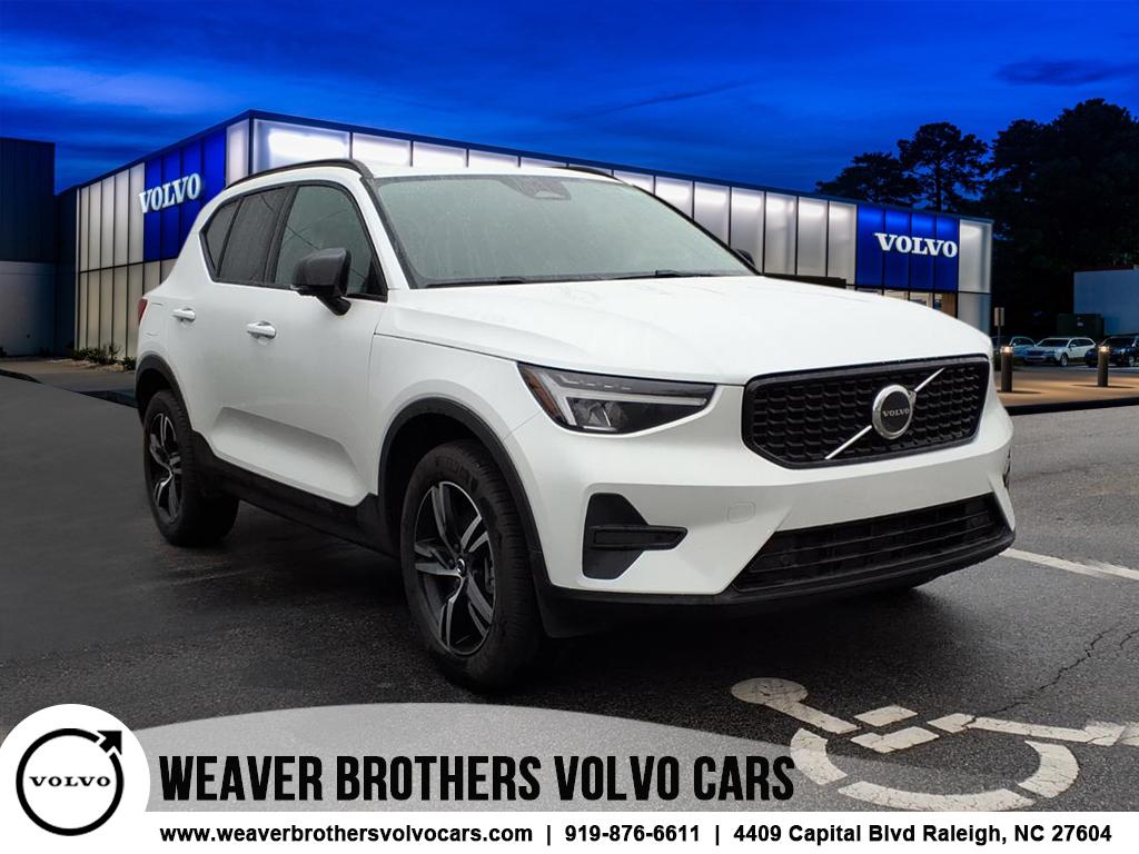 2026 Volvo XC40
