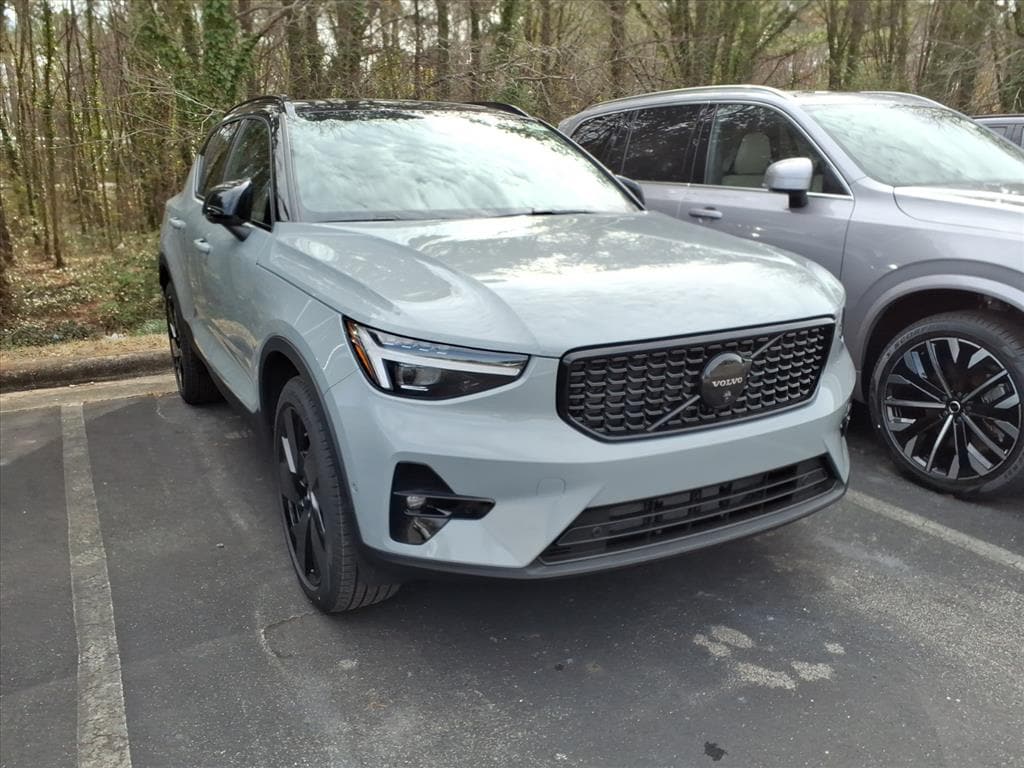 New 2026 Volvo XC40 B5 Ultra Black Edition SUV