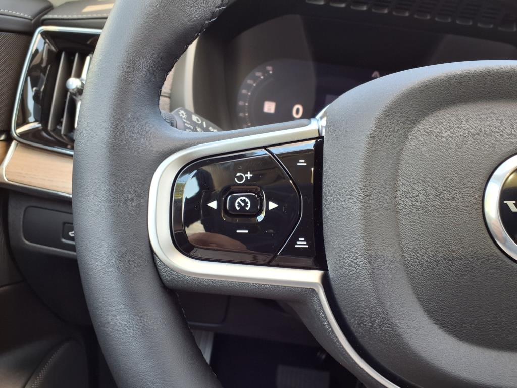 2026 Volvo XC90 Core - Photo 20