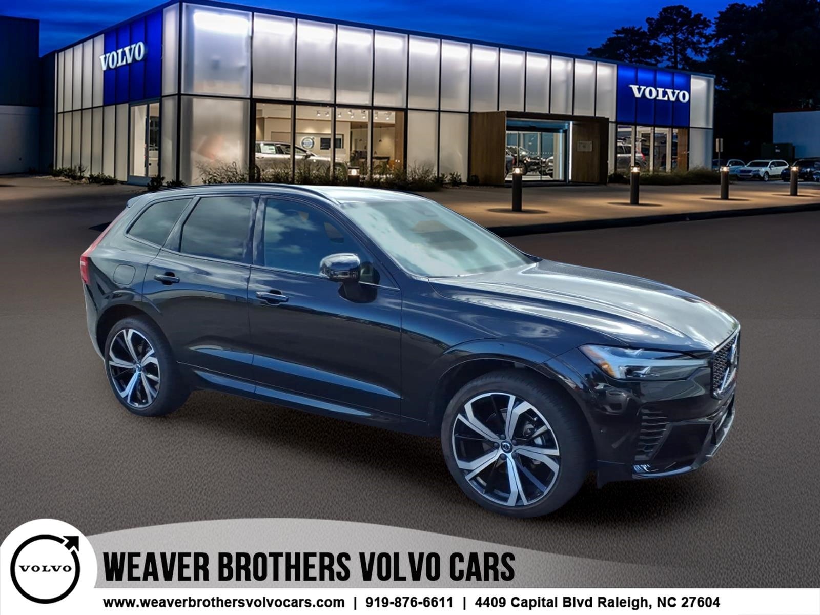 2023 Volvo XC60 B5 Ultimate Dark Theme AWD's photo