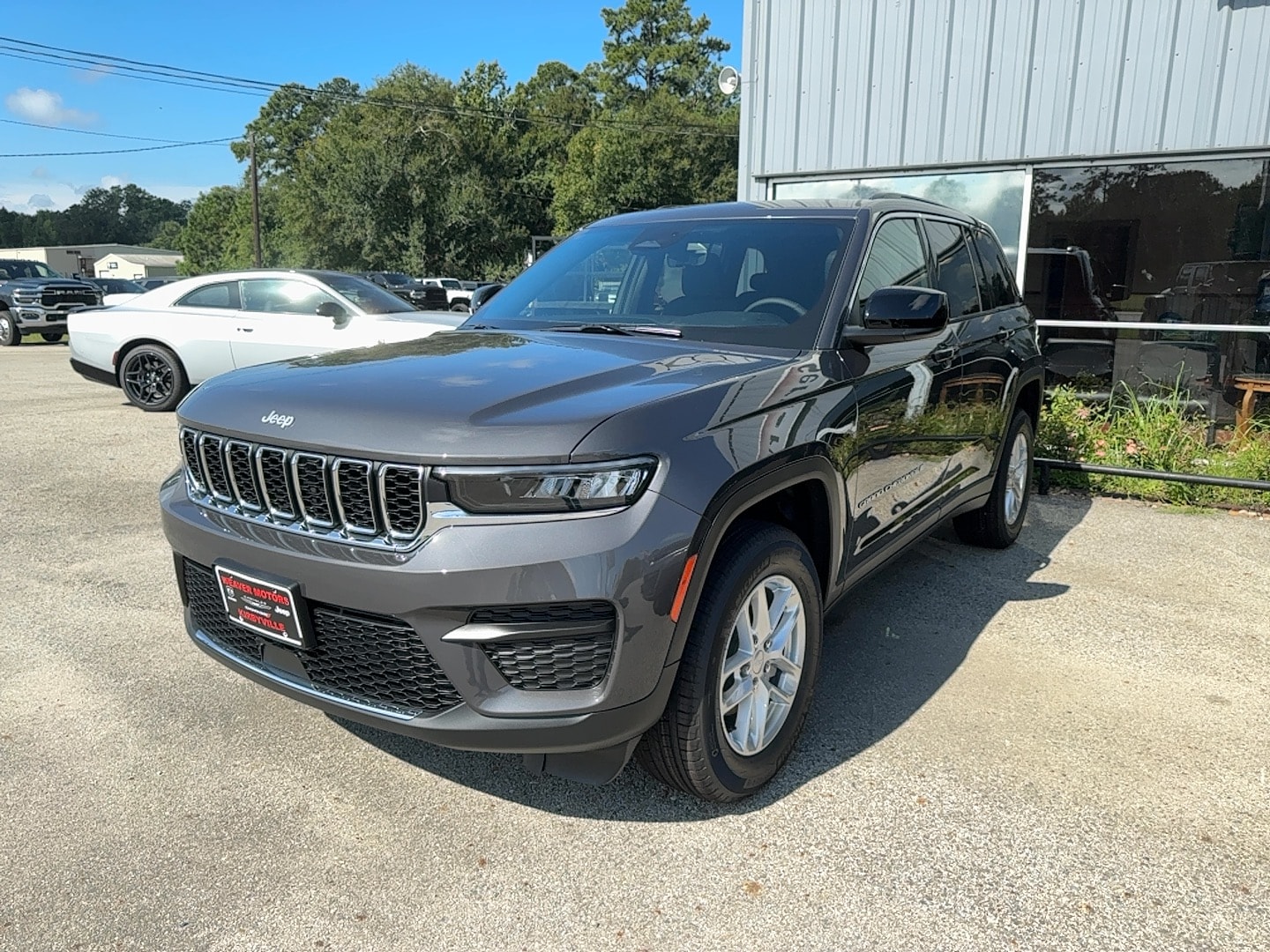 2026 Jeep Grand Cherokee Laredo