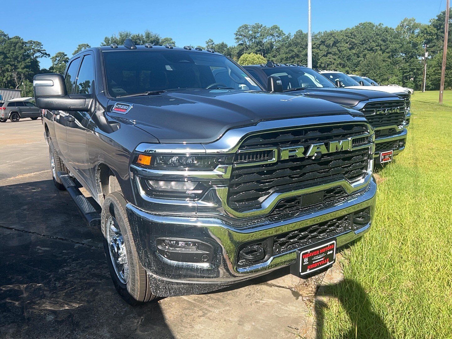 2026 Ram 2500 ST Tradesman photo 4