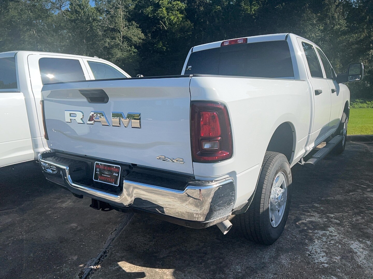 2026 Ram 2500 ST Tradesman photo 4