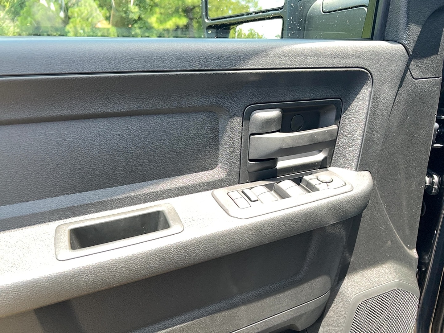 2025 RAM 2500 Tradesman - Photo 9