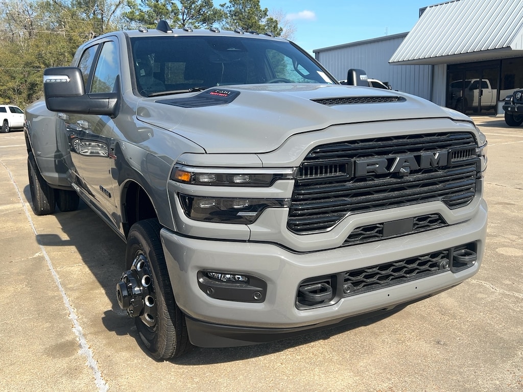 New 2026 Ram 3500 Lrme Mega LARAMIE MEGA CAB 4X4 6'4 BOX Pickup