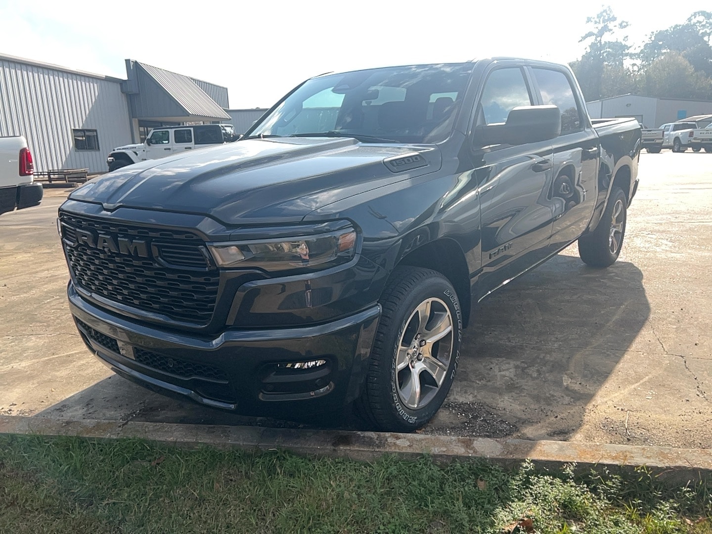 2026 RAM Ram 1500 Pickup Express's photo