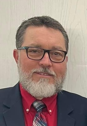 Staff member Don Warden from ID_089d932af061