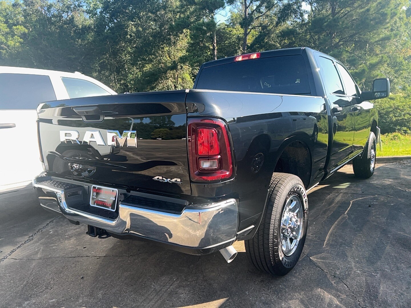 2026 Ram 2500 ST Tradesman photo 4