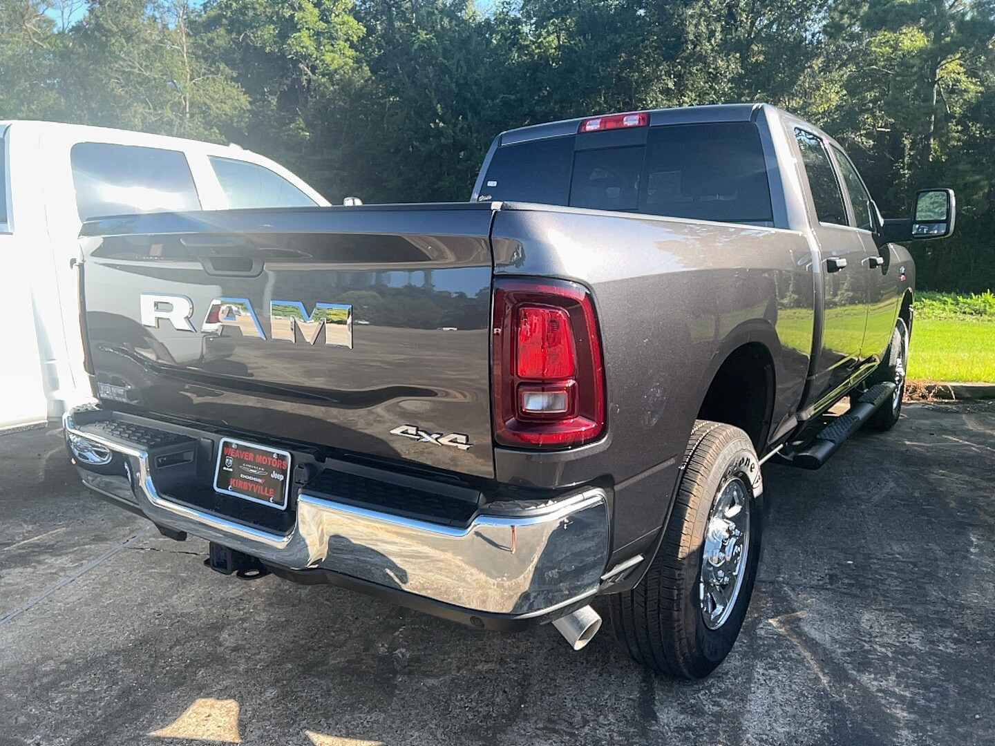 2026 Ram 2500 ST Tradesman photo 4