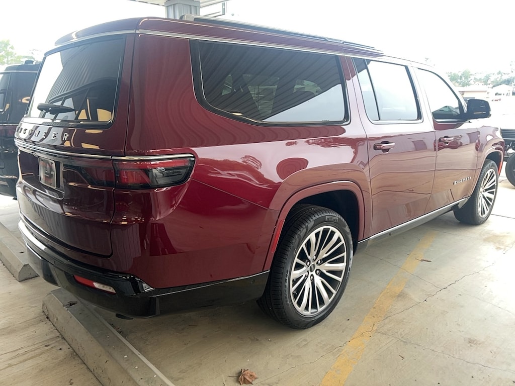 New 2025 Jeep Wagoneer L SRS L LIMITED 4X4 Sport Utility