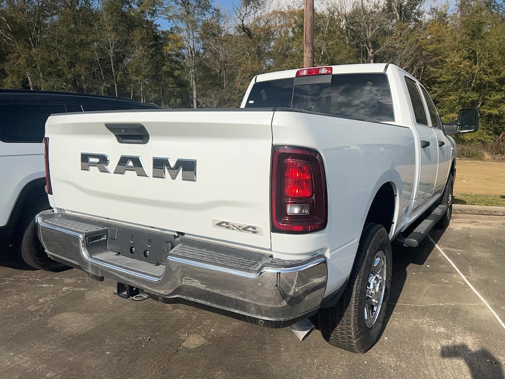New 2026 Ram 2500 ST CRW TRADESMAN CREW CAB 4X4 6'4 BOX Pickup