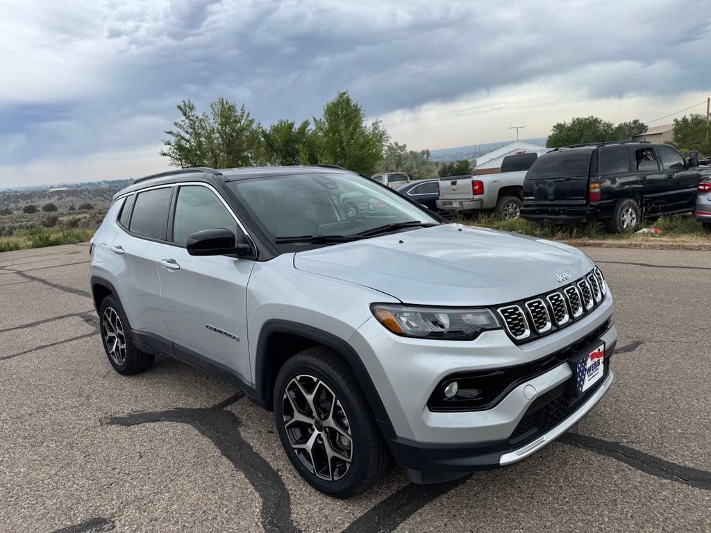 2025 Jeep Compass Limited 4X4's photo