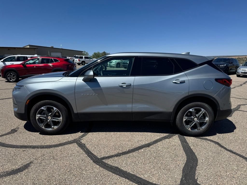 2025 Chevrolet Blazer 2LT - Photo 7