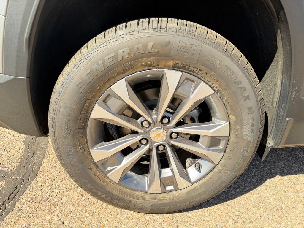 2025 Chevrolet Equinox LT - Photo 33