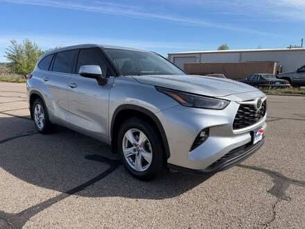 2022 Toyota Highlander LE