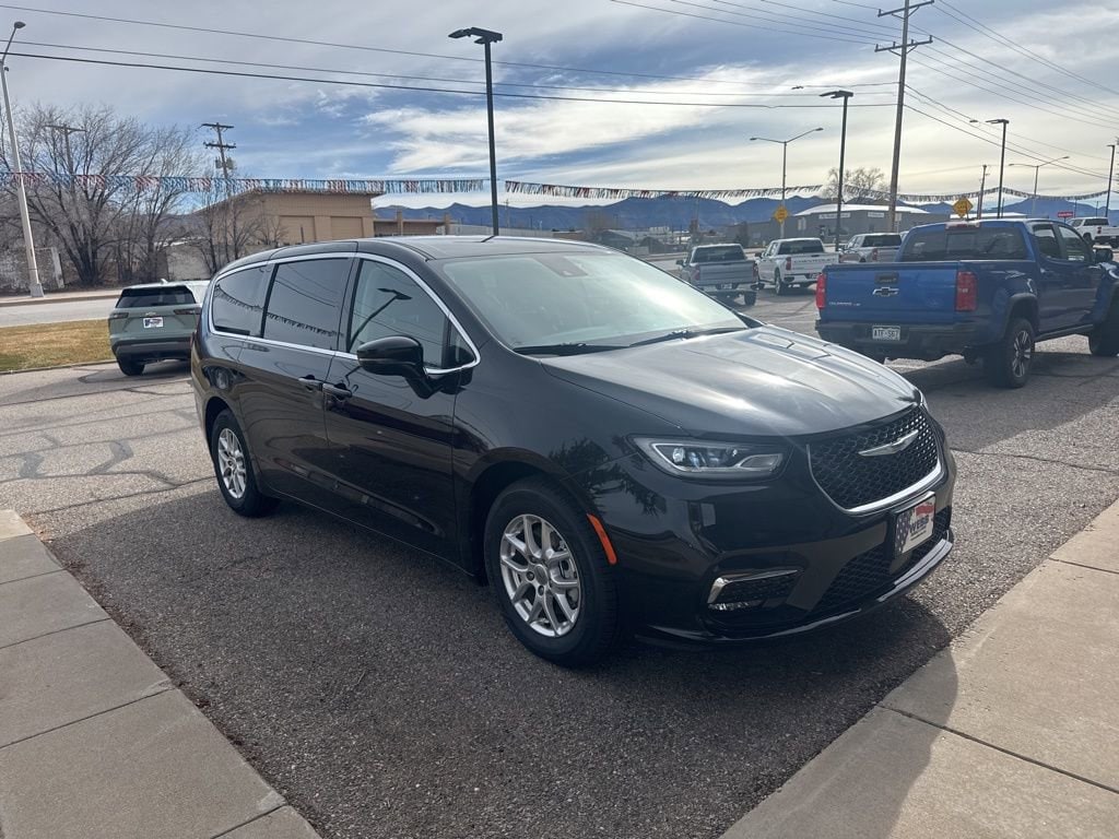 2024 Chrysler Pacifica