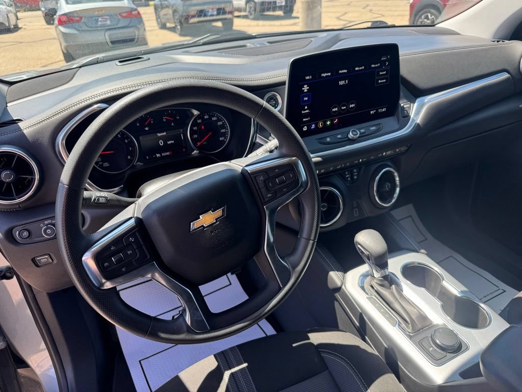 2025 Chevrolet Blazer 2LT - Photo 9