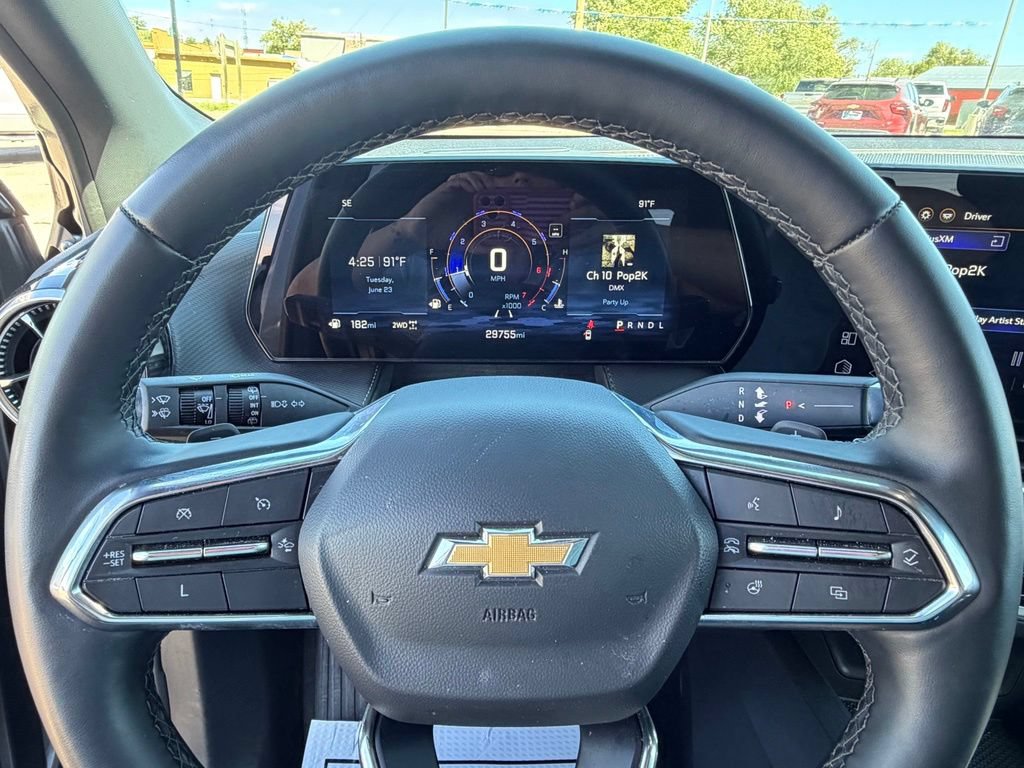 2025 Chevrolet Equinox LT - Photo 23