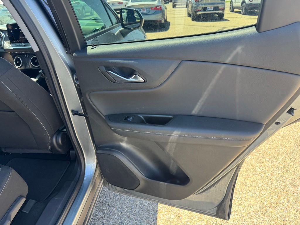 2025 Chevrolet Blazer 2LT - Photo 14