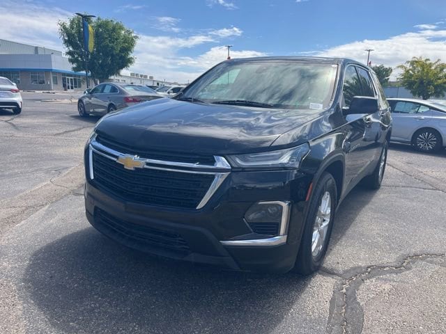 2023 Chevrolet Traverse AWD LS's photo