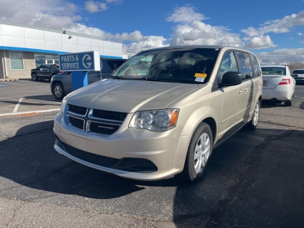 Used 2014 Dodge Grand Caravan SE