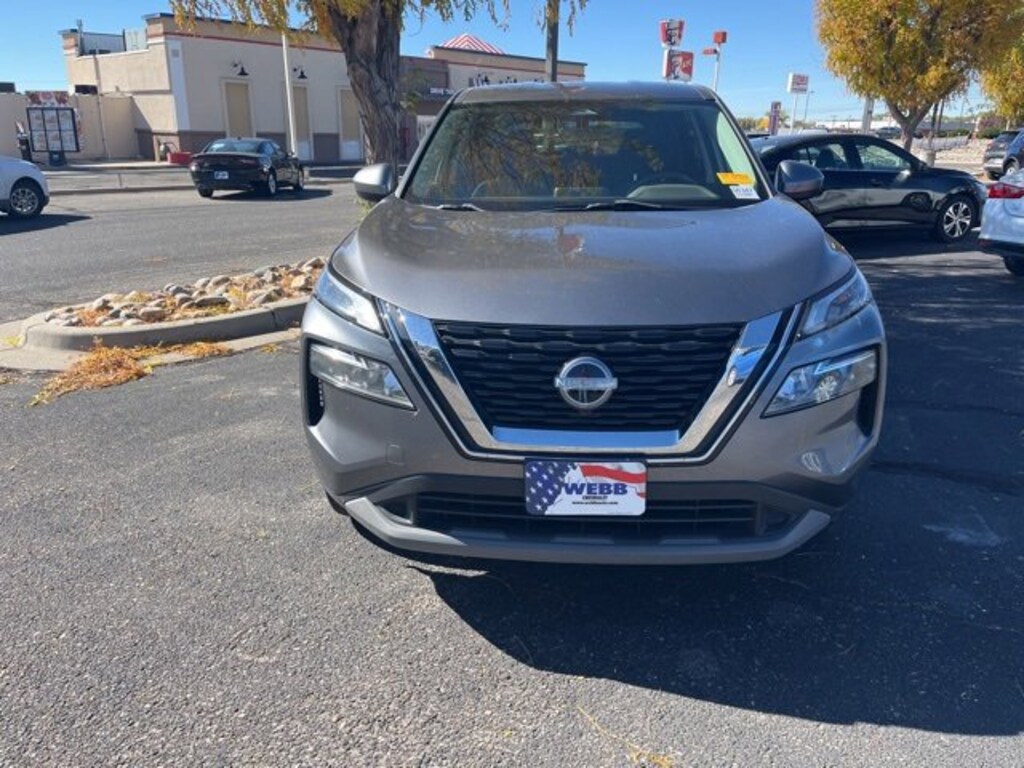 Used 2023 Nissan Rogue SV
