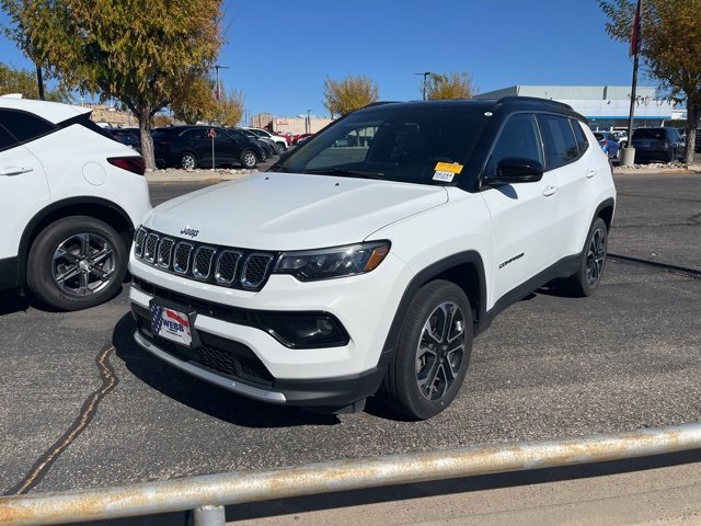 2023 Jeep Compass Limited's photo