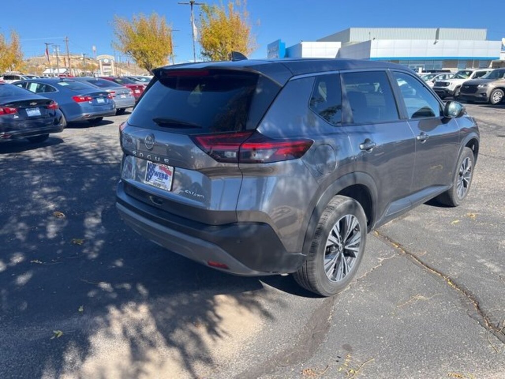 Used 2023 Nissan Rogue SV