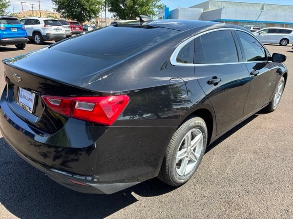 Used 2024 Chevrolet Malibu LS Car