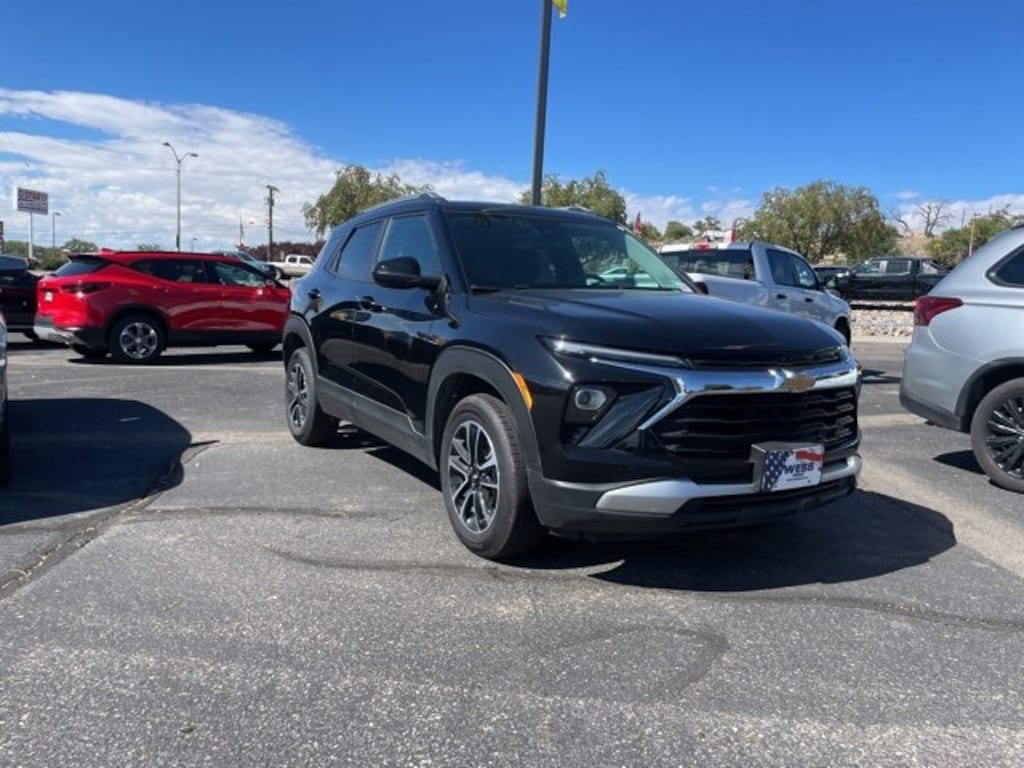Used 2025 Chevrolet Trailblazer LT SUV