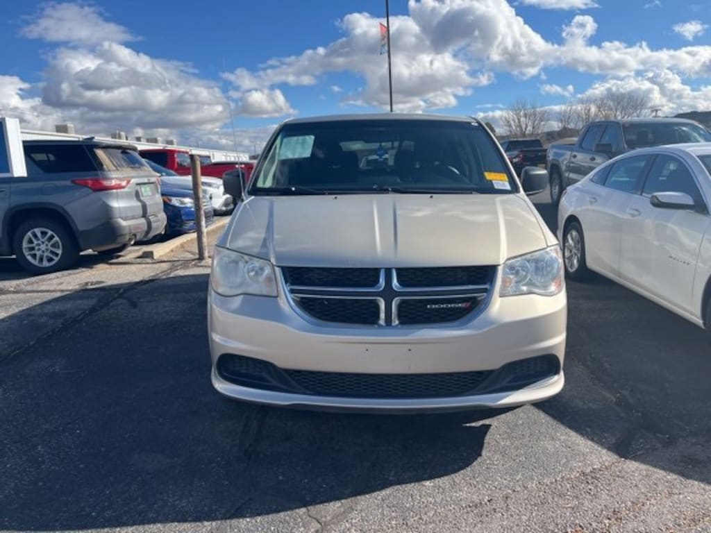 Used 2014 Dodge Grand Caravan SE