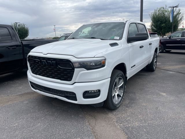 2025 RAM 1500 Tradesman 4x4 Crew Cab 5'7's photo