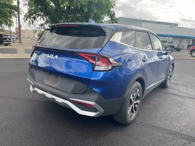 2023 Kia Sportage EX - Photo 4