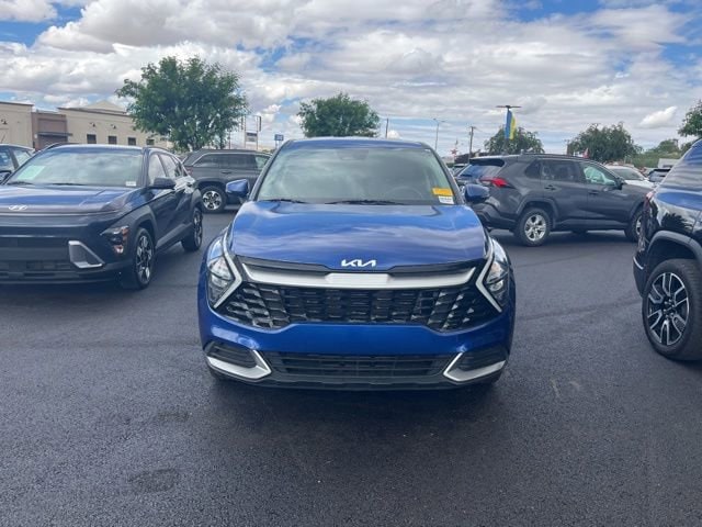 2023 Kia Sportage EX - Photo 2