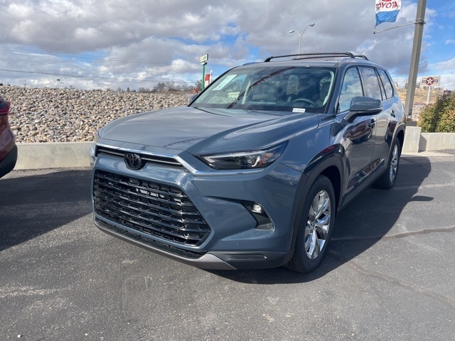 2026 Toyota Grand Highlander Limited's photo