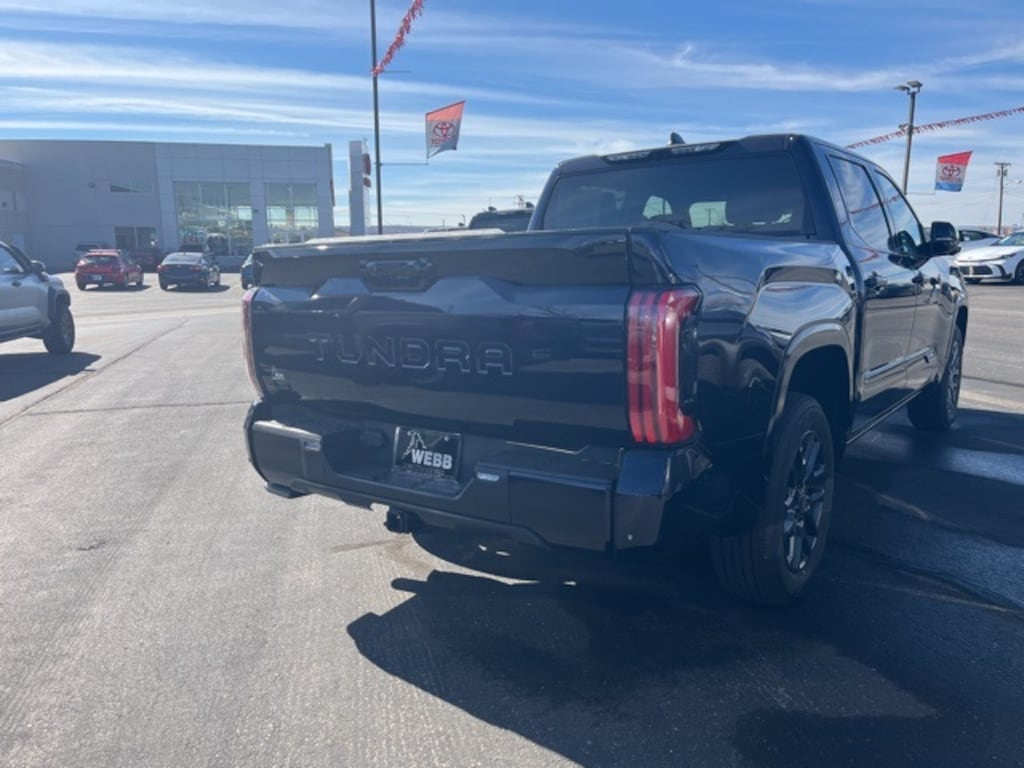 New 2026 Toyota Tundra Platinum PLATINUM CREWMAX 5.5