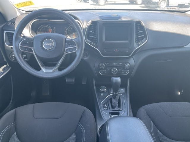 2019 Jeep Cherokee Latitude - Photo 8