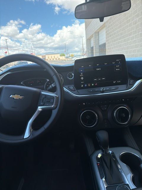 2024 Chevrolet Blazer 2LT - Photo 11