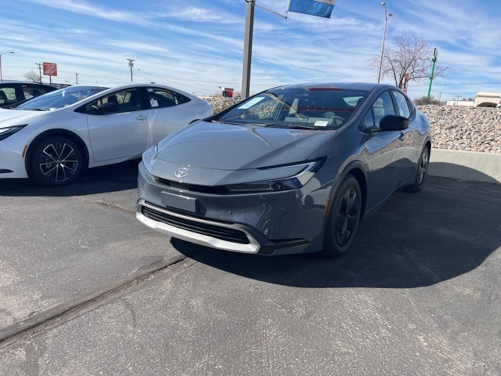 New 2026 Toyota Prius Plug-in Hybrid SE PLUG-IN HYBRID