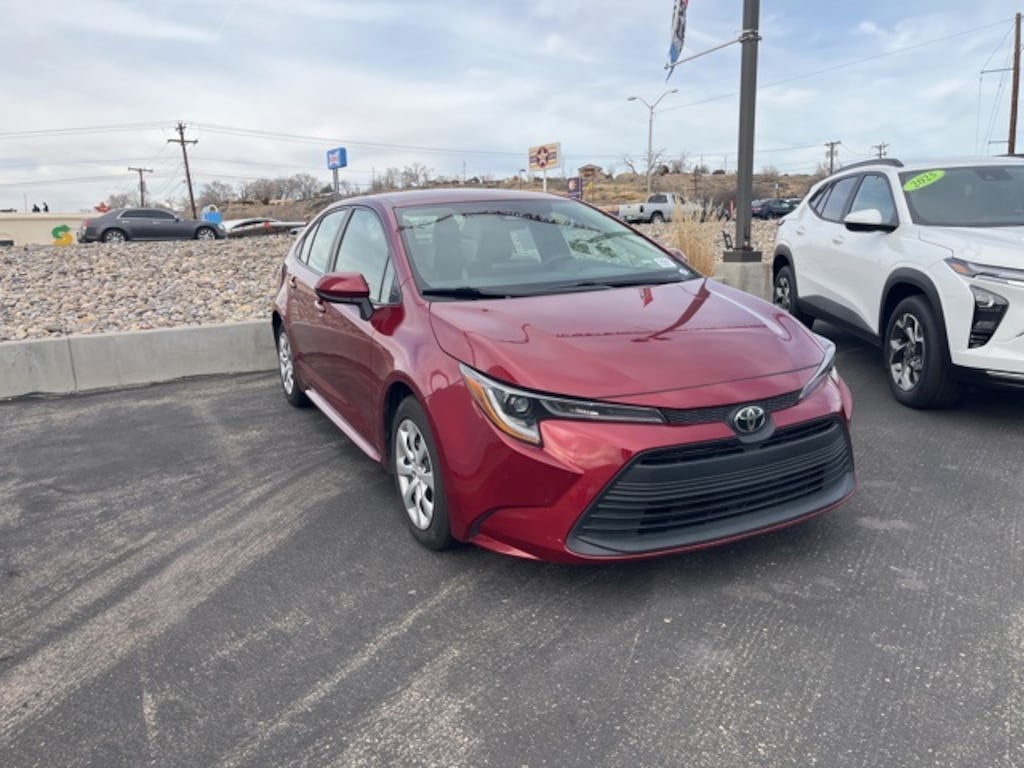 Used 2023 Toyota Corolla LE Sedan
