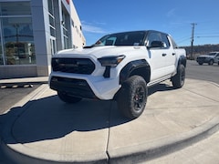 2025 Toyota Tacoma i-FORCE MAX TRD Pro 4X4 DOUBLE CAB HV