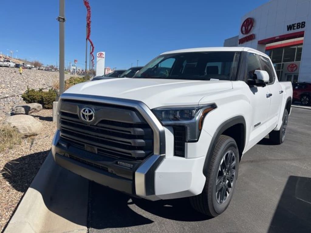 New 2026 Toyota Tundra Limited LIMITED CREWMAX 5.5