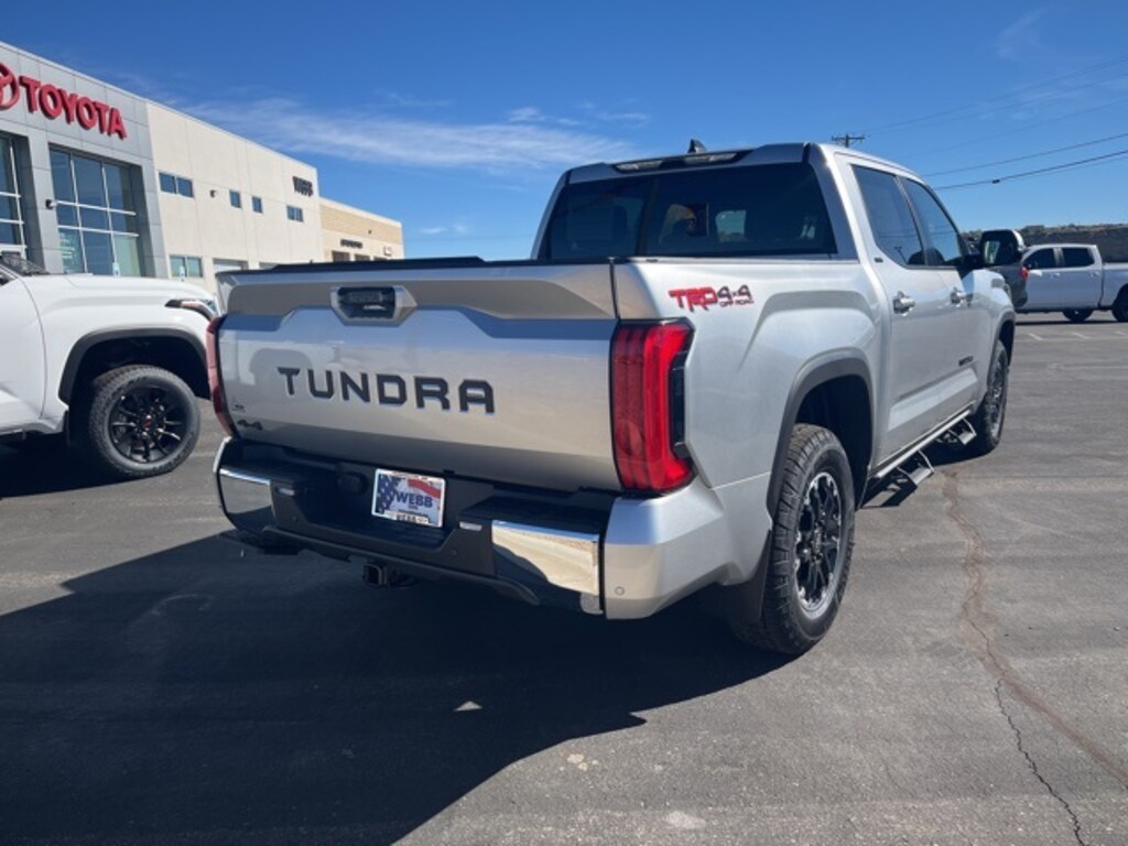 New 2026 Toyota Tundra SR5 SR5 CREWMAX 5.5